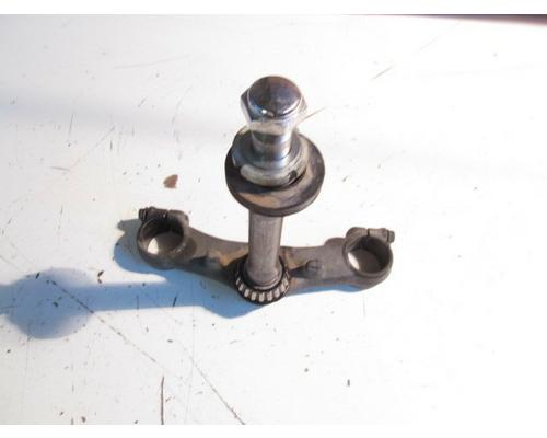 Suzuki GSX600F TRIPLE TREE LOWER