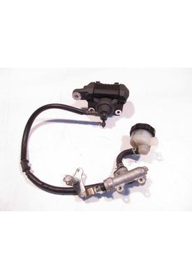 Suzuki GSX750F Brake line