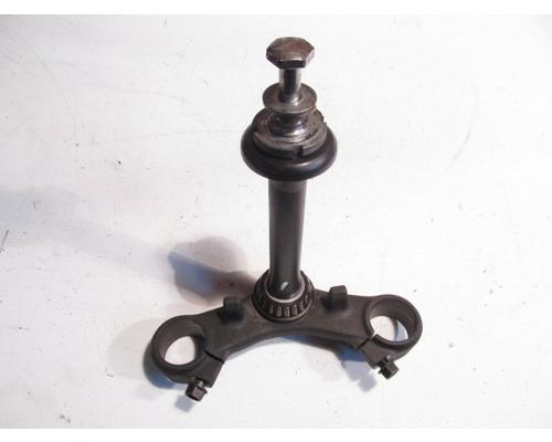 Suzuki GSX750F TRIPLE TREE LOWER