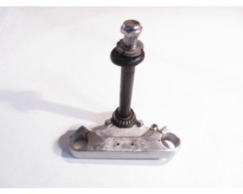 Suzuki LS650P SAVAGE TRIPLE TREE LOWER