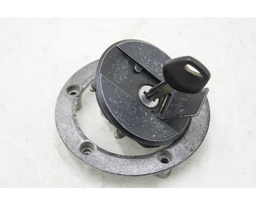 Suzuki SV650 GAS CAP