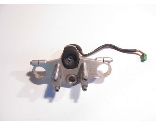 Suzuki SV650 TRIPLE TREE UPPER