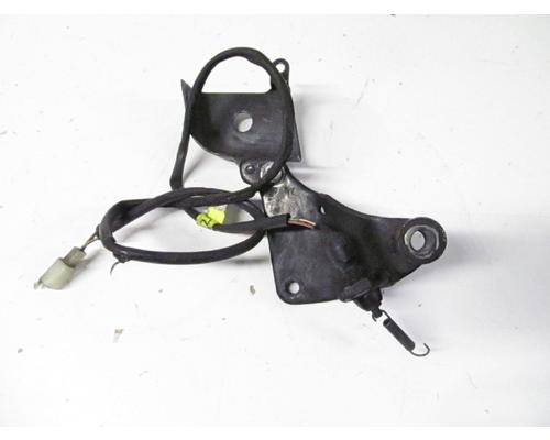 Suzuki VL1500 FOOT PEG BRKT FR.