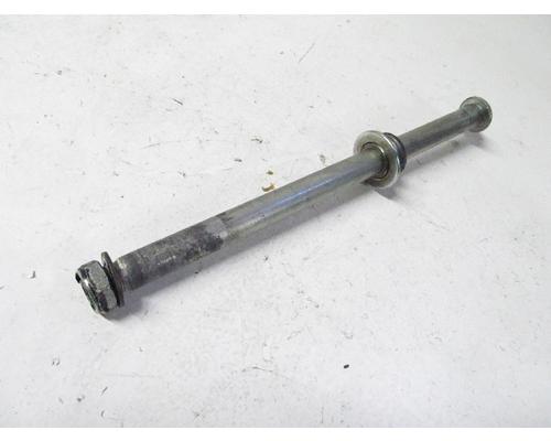 Suzuki VL1500 REAR AXLE