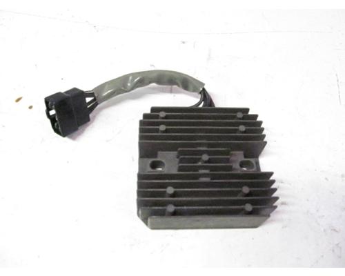 Suzuki VL1500 VOLT REGULATORRECTIFIER