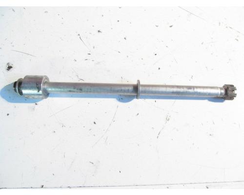 Suzuki vz800 marauder REAR AXLE