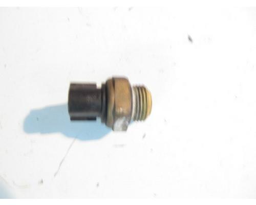 Suzuki vz800 marauder Radiator Sensor
