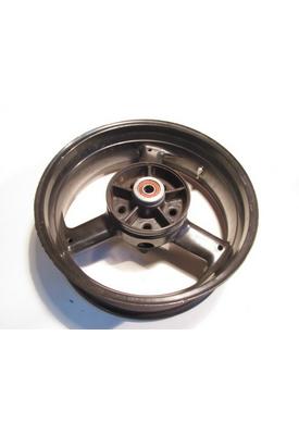 Triumph 955I Daytona REAR WHEEL