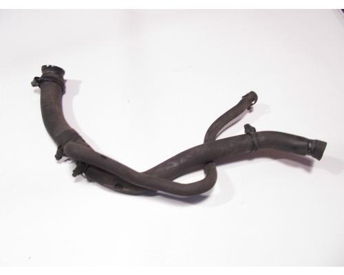 Triumph 955I Daytona Radiator Hose