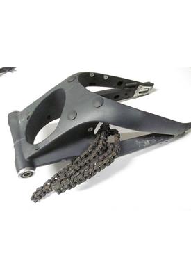 Triumph STREET TRIPLE SWING ARM