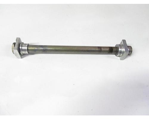 Triumph TT600 REAR AXLE