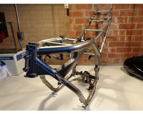 Yamaha FZ1 FRAME