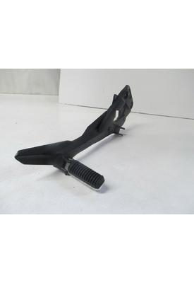 Yamaha FZ6R FOOT PEG BRKT REAR