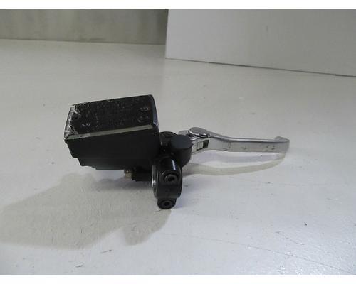 Yamaha FZ6R Front Master Cylinder