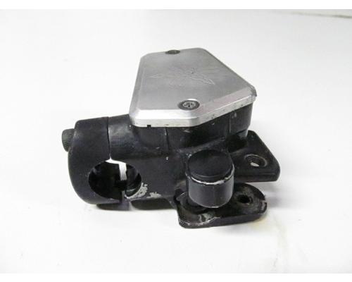 Yamaha FZR600 Front Master Cylinder