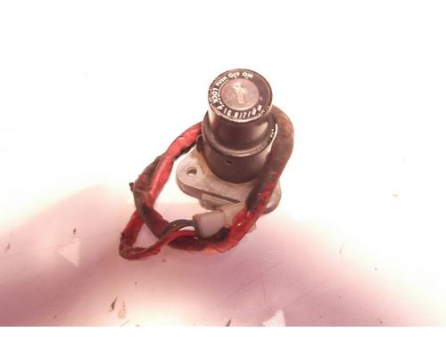 Yamaha FZR600 IGN SWITCH