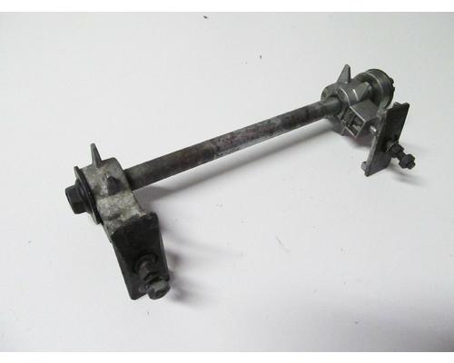 Yamaha FZR600 REAR AXLE