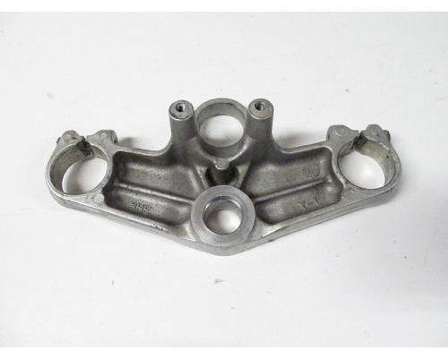 Yamaha FZR600 TRIPLE TREE UPPER