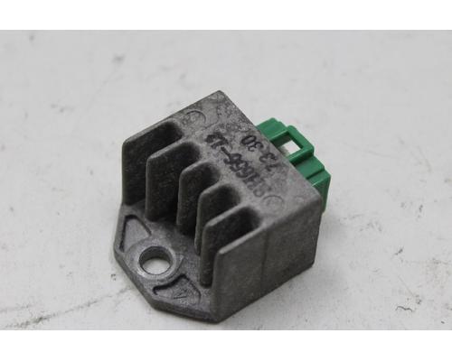 Yamaha VINO CLASSIC VOLT REGULATORRECTIFIER