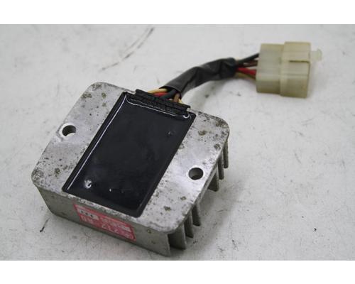 Yamaha XC180 VOLT REGULATORRECTIFIER