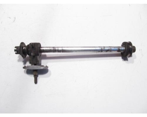 Yamaha XJ600 REAR AXLE