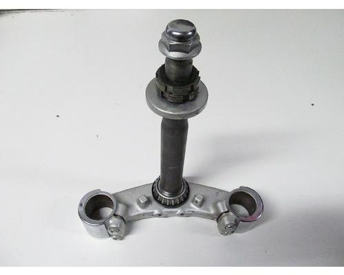 Yamaha XV1100 TRIPLE TREE LOWER