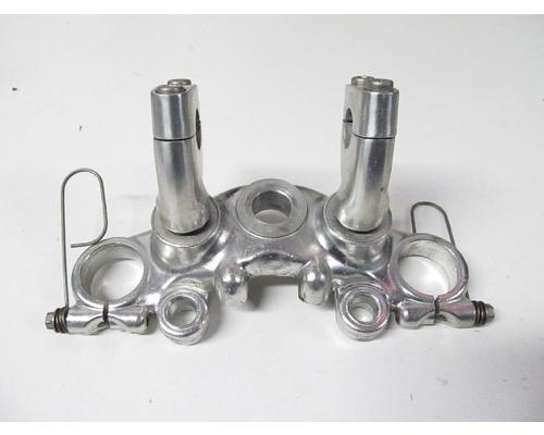 Yamaha XV1100 TRIPLE TREE UPPER