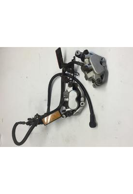 Yamaha XV1600 FRONT CALIPER