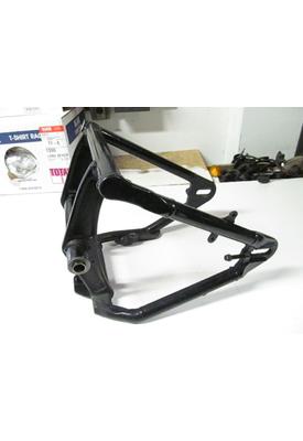 Yamaha XV1600 SWING ARM