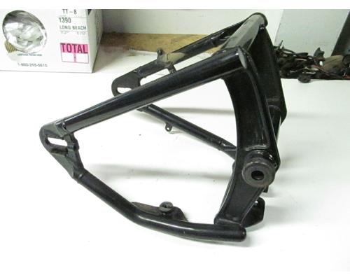 Yamaha XV1600 SWING ARM