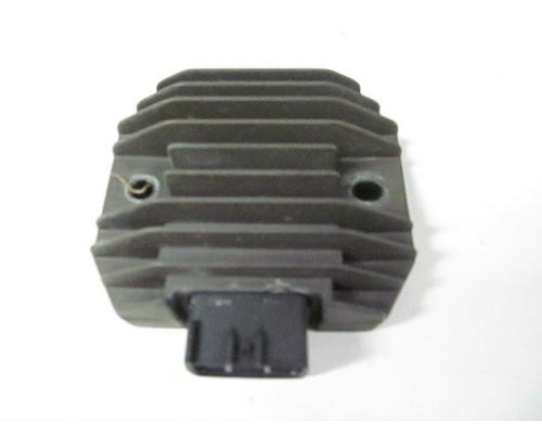 Yamaha XV1600 VOLT REGULATORRECTIFIER