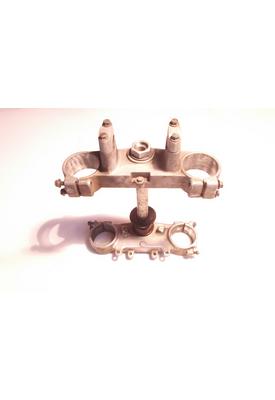 Yamaha YZ125 TRIPLE TREE LOWER