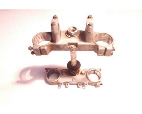Yamaha YZ125 TRIPLE TREE UPPER