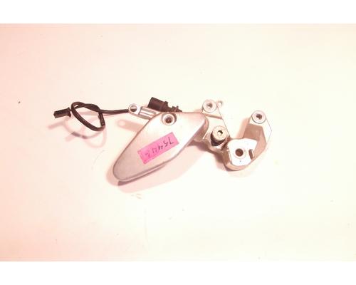 Yamaha YZF-600R FOOT PEG BRKT FR.