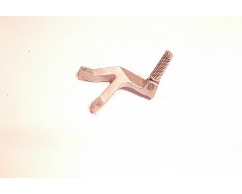 Yamaha YZF-600R FOOT PEG BRKT REAR