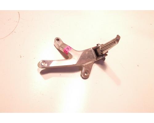 Yamaha YZF-600R FOOT PEG REAR