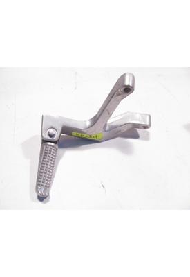 Yamaha YZF-600R FOOT PEG REAR