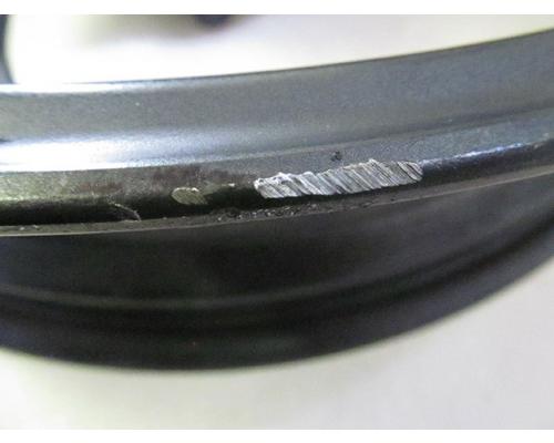 Yamaha YZF-600R FRONT WHEEL