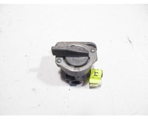 Yamaha YZF-600R FUEL VALVE