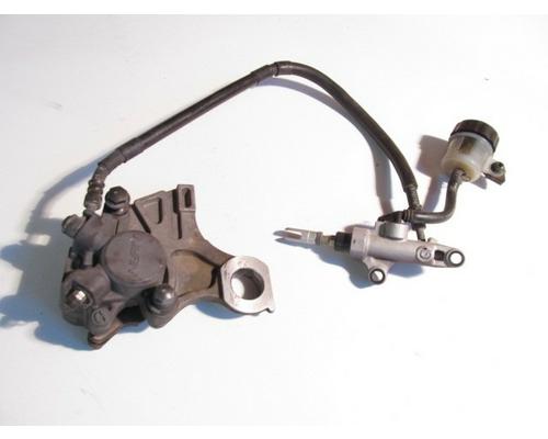 Yamaha YZF-R6 Brake line