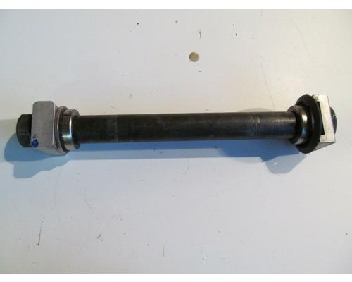 Yamaha YZF-R6 REAR AXLE