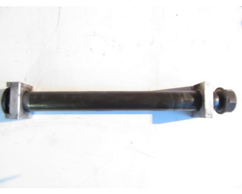 Yamaha YZF-R6 REAR AXLE