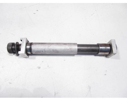 Yamaha YZF-R6 REAR AXLE