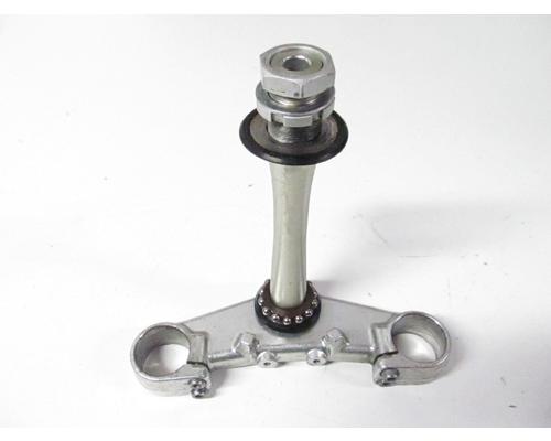 Yamaha YZF-R6 TRIPLE TREE LOWER