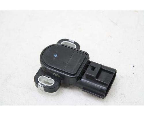 Yamaha YZF-R6 throttle position sensor