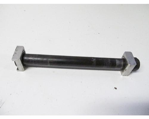 Yamaha YZFR6 S REAR AXLE