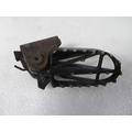 Honda CRF250X FOOT PEG FR. thumbnail 1